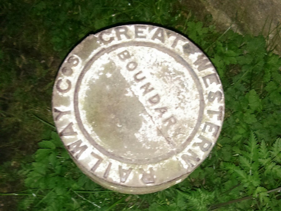 GWR Boundary Post